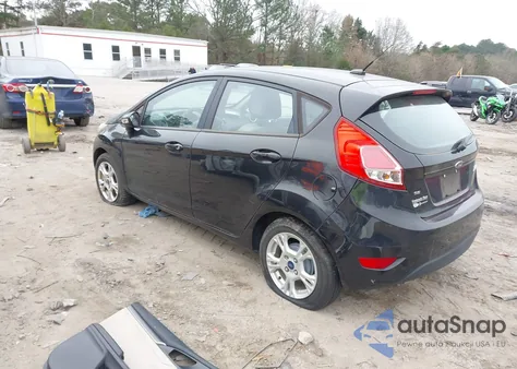 2015 Ford Fiesta Se z USA, uszkodzony, nr VIN 3FADP4EJ1FM152631